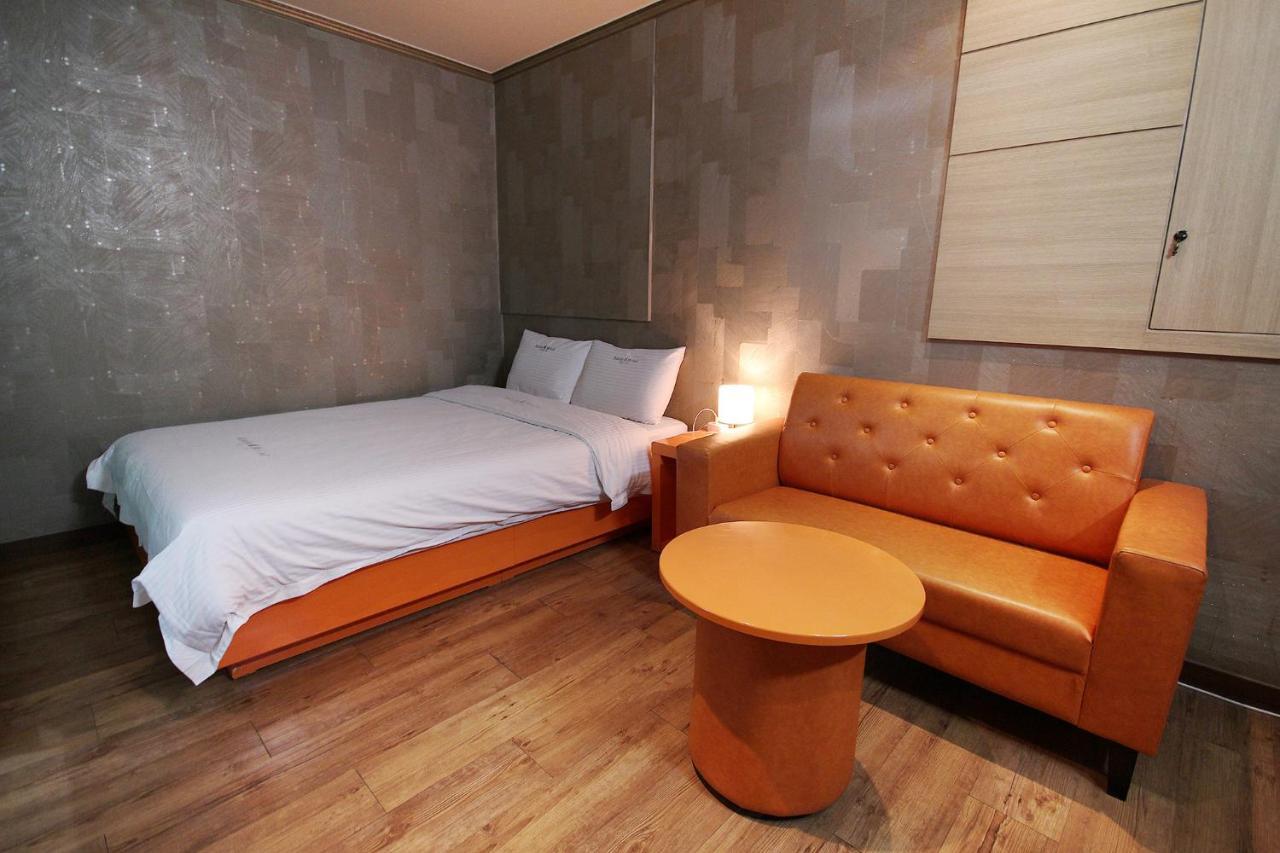 Apple House Motel Gyeongju Eksteriør bilde