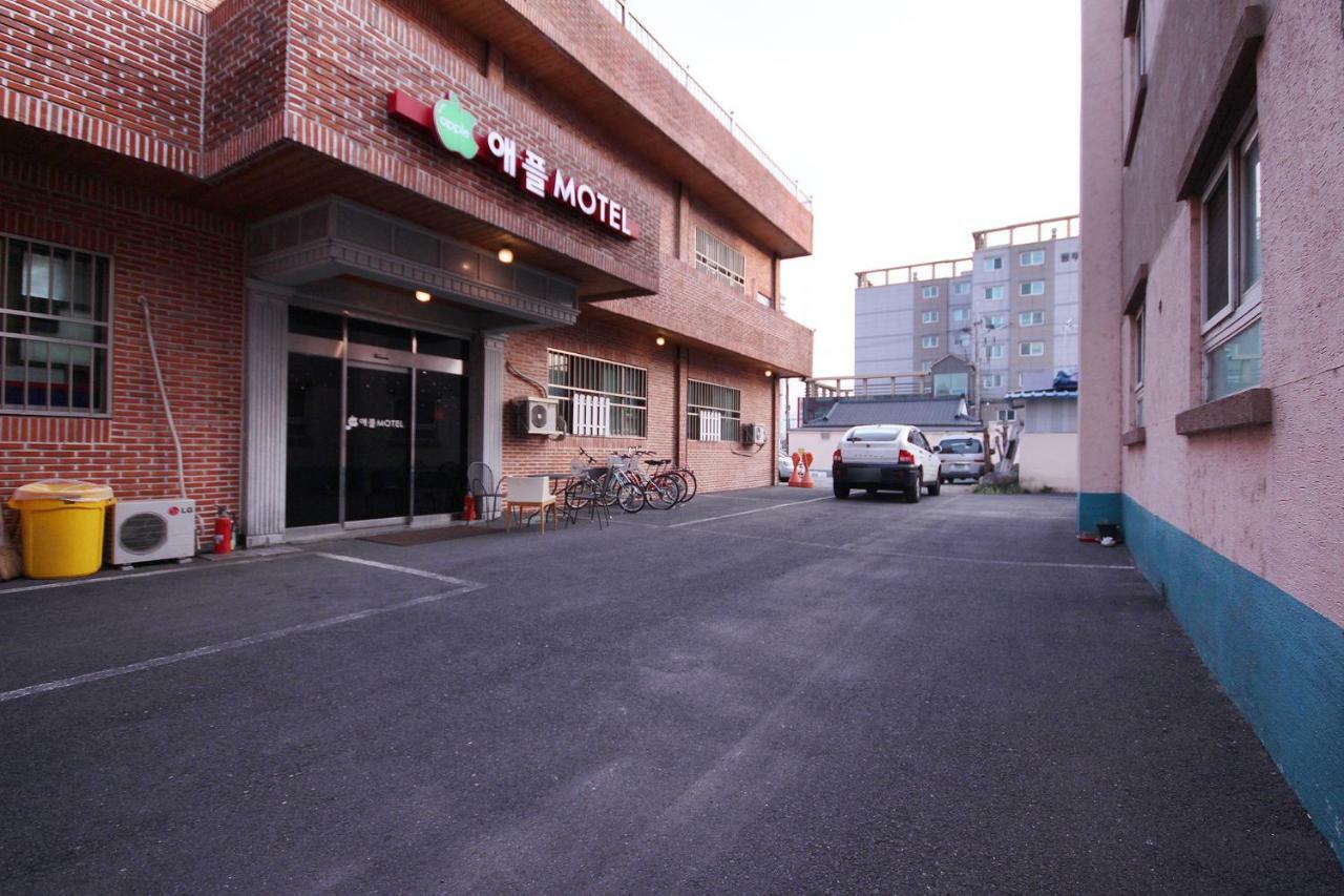 Apple House Motel Gyeongju Eksteriør bilde